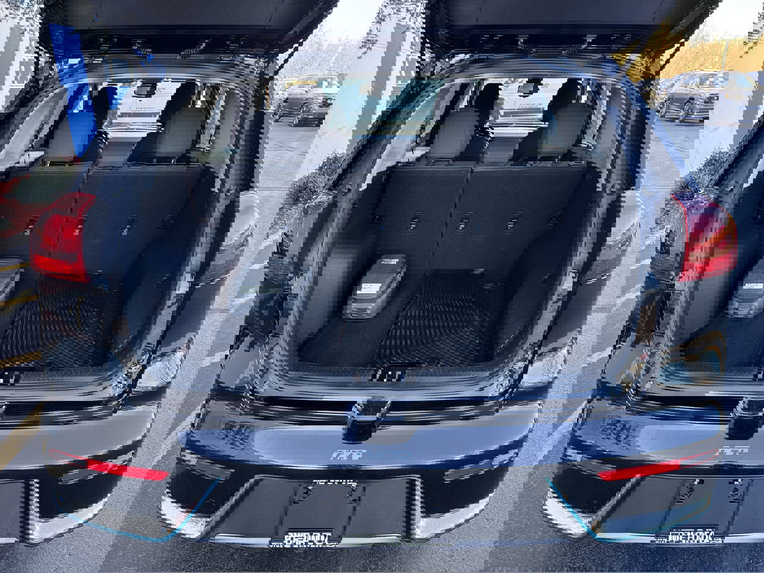 Used 2019 Kia Niro LX image 10