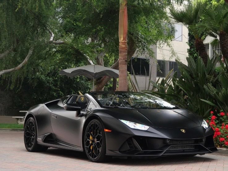 Used 2024 Lamborghini Huracan EVO AWD/4WD image 7