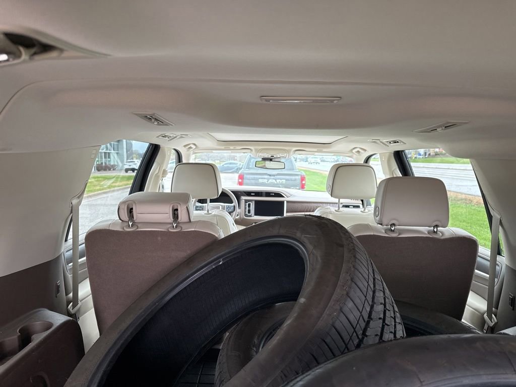 Used 2024 GMC Yukon XL Denali w/ Max Trailering Package image 38