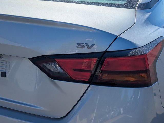 Used 2023 Nissan Altima 2.5 SV FWD image 5