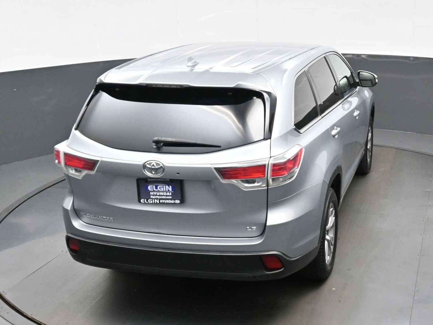 Used 2014 Toyota Highlander Plus FWD image 36