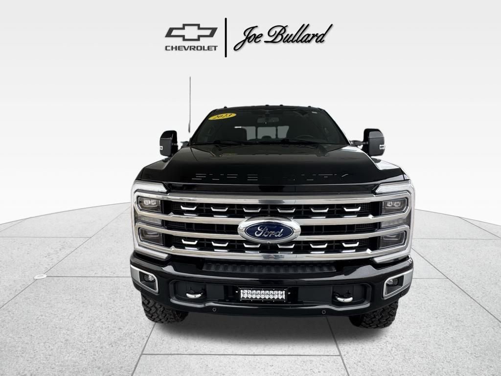 Used 2023 Ford F250 Platinum image 3