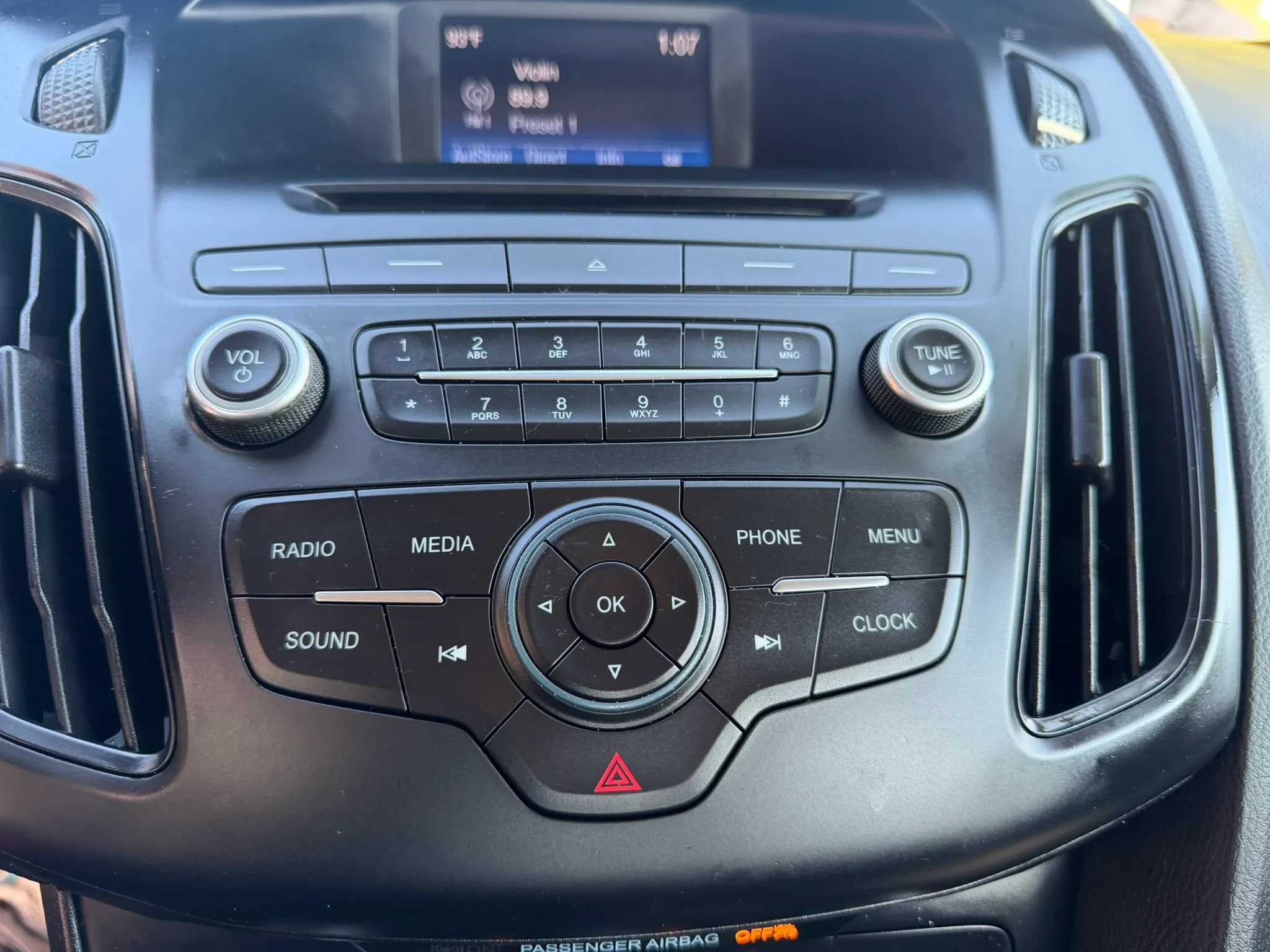 Used 2016 Ford Focus SE FWD image 22