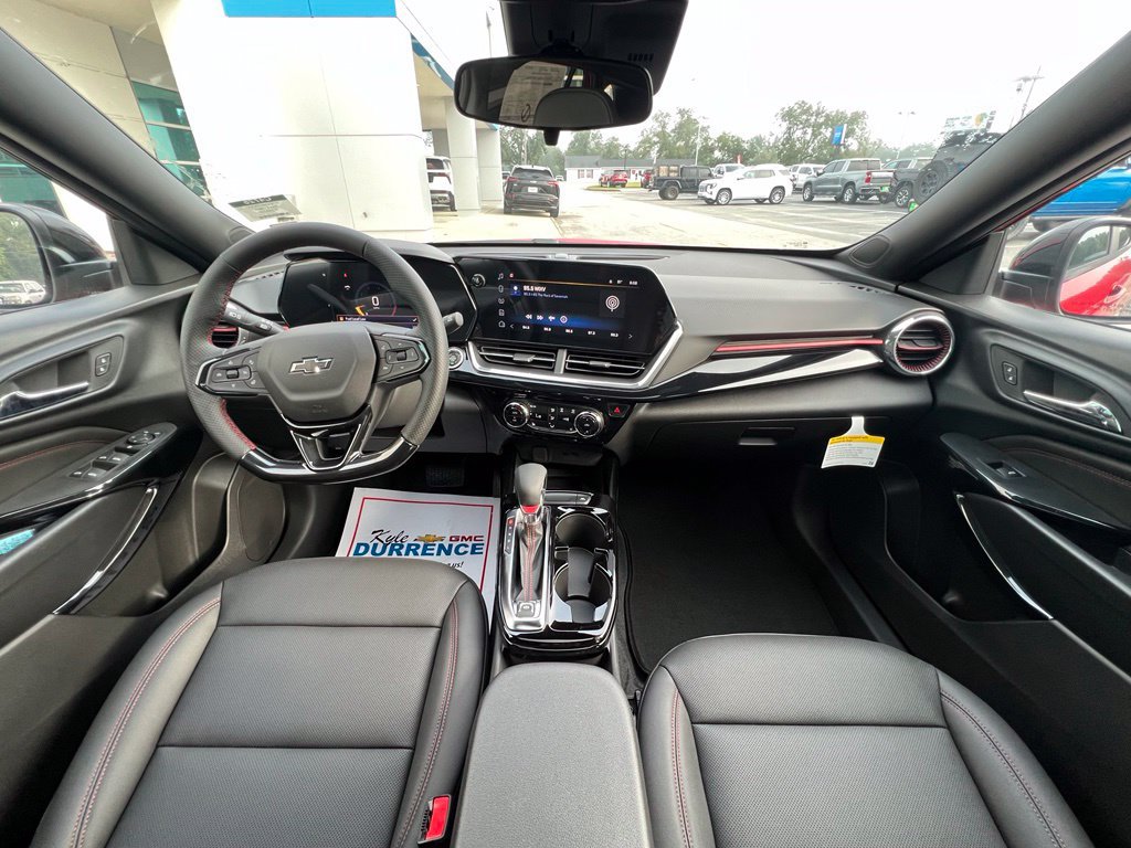 New 2026 Chevrolet Trax RS w/ Sunroof Package FWD image 2