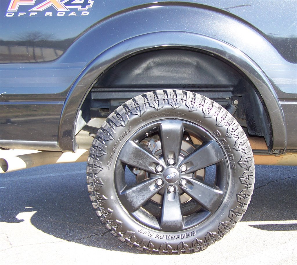 Used 2014 Ford F150 FX4 w/ Equipment Group 402A Luxury image 39