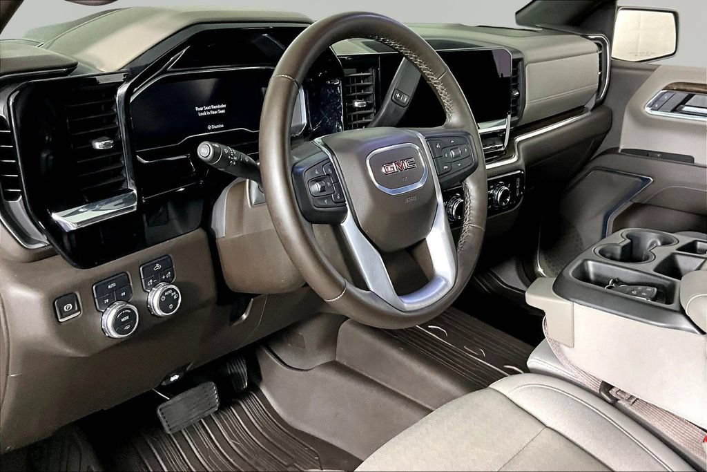Used 2024 GMC Sierra 1500 SLE AWD/4WD image 17