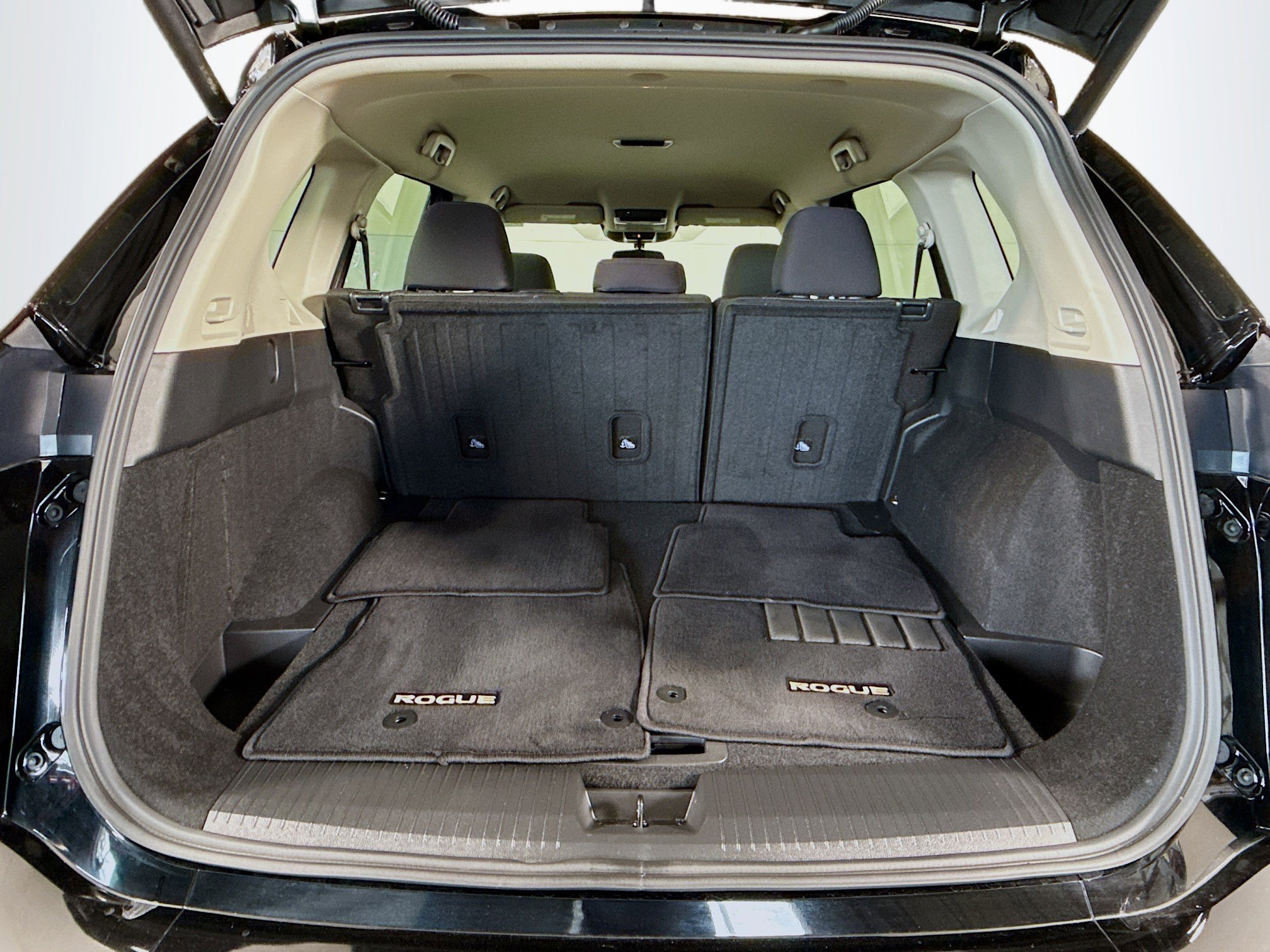 Used 2026 Nissan Rogue SV image 35