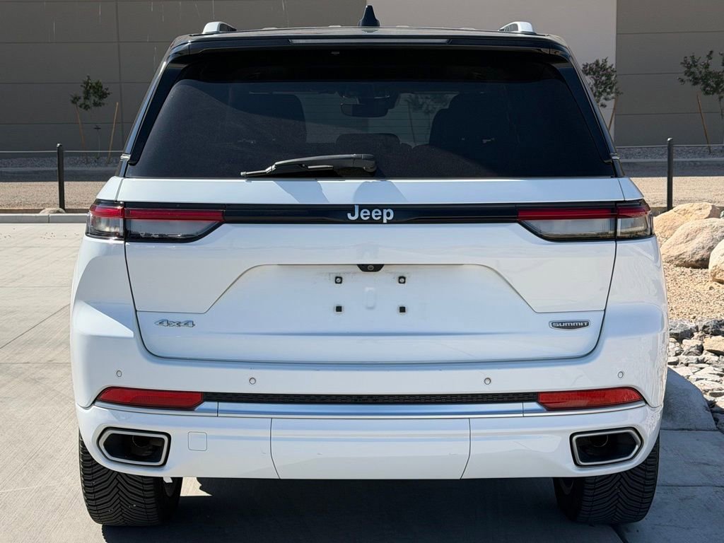Used 2024 Jeep Grand Cherokee Summit AWD/4WD image 15
