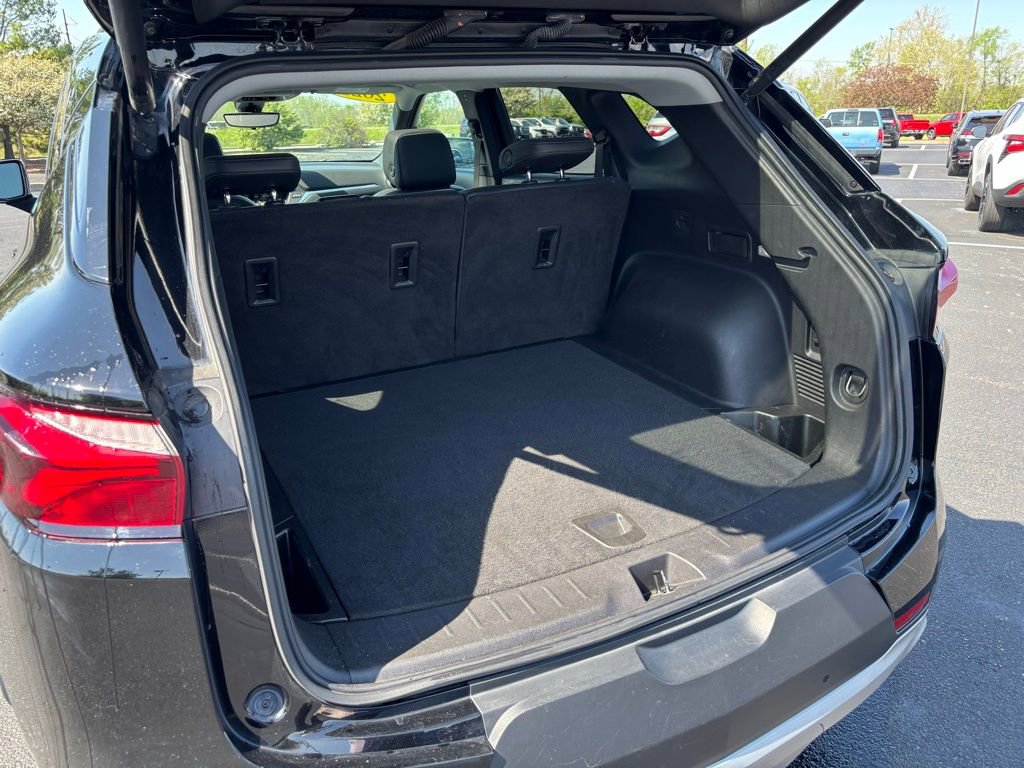 Used 2021 Chevrolet Blazer LT w/ Sound & Technology Package FWD image 21