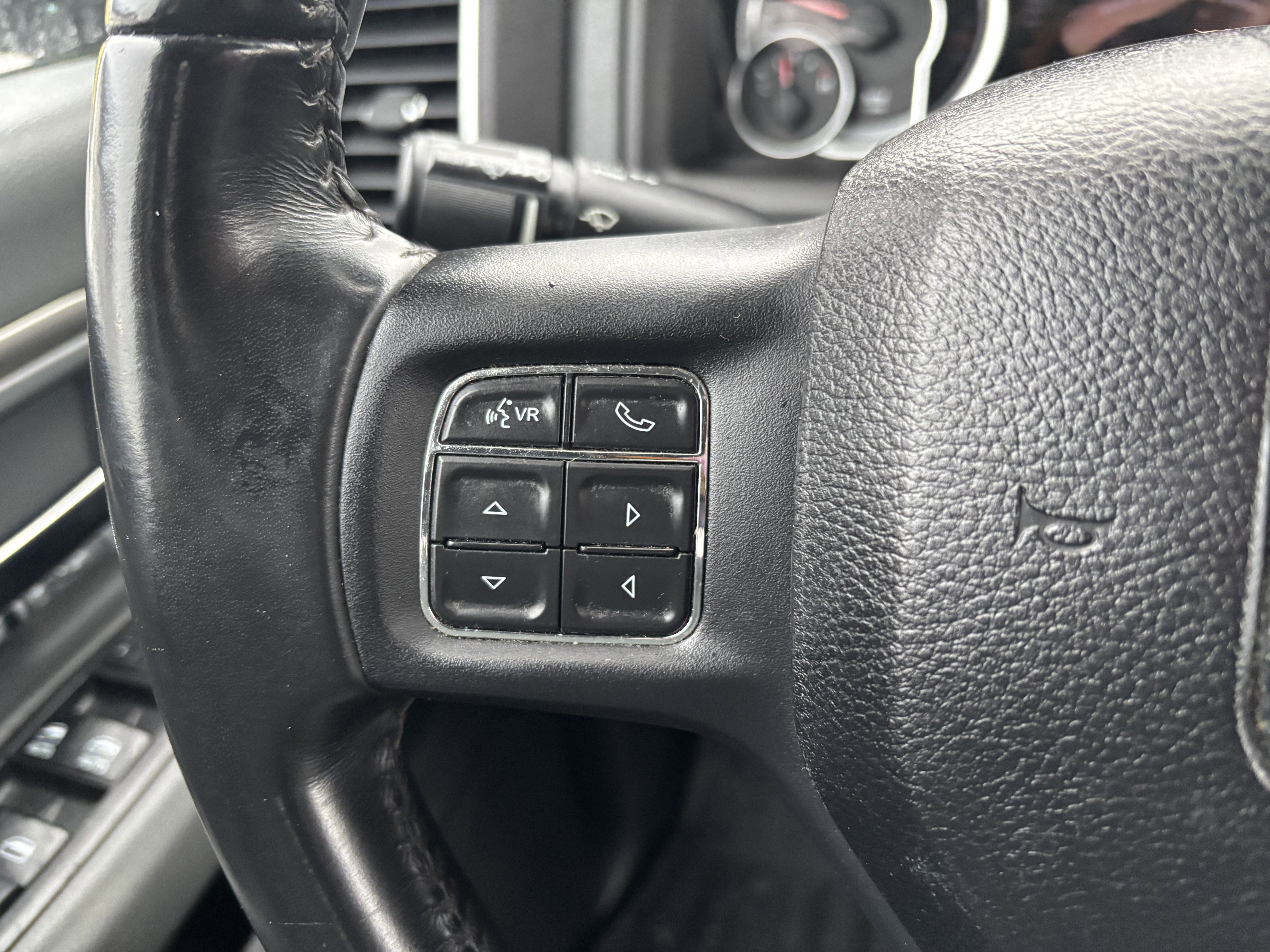 Used 2017 RAM 1500 Outdoorsman image 16