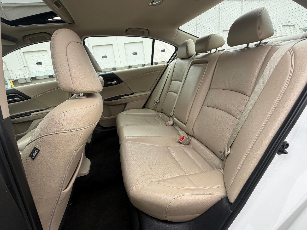 Used 2016 Honda Accord EX-L image 10