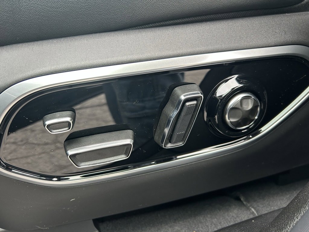 New 2025 Jeep Grand Cherokee L Summit w/ Obsidian Package image 13