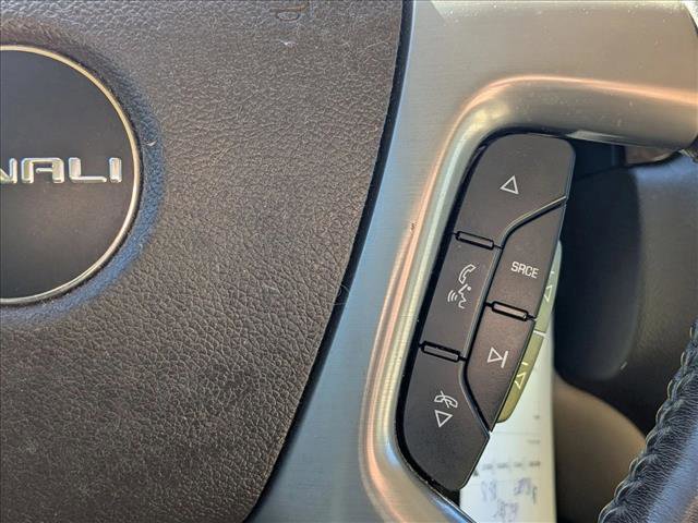Used 2013 GMC Yukon Denali image 12