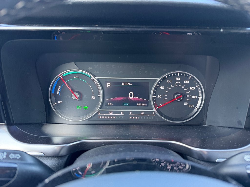 Used 2023 Kia Sorento EX AWD/4WD image 15