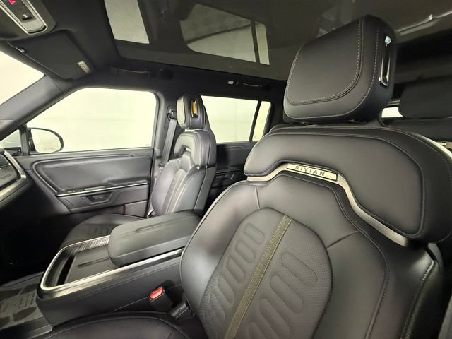 Used 2026 Rivian R1S Adventure AWD/4WD image 5