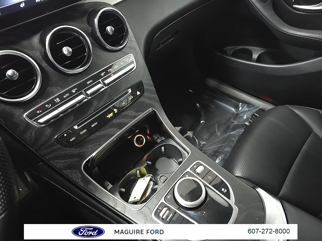 Used 2019 Mercedes-Benz GLC 300 4MATIC image 30