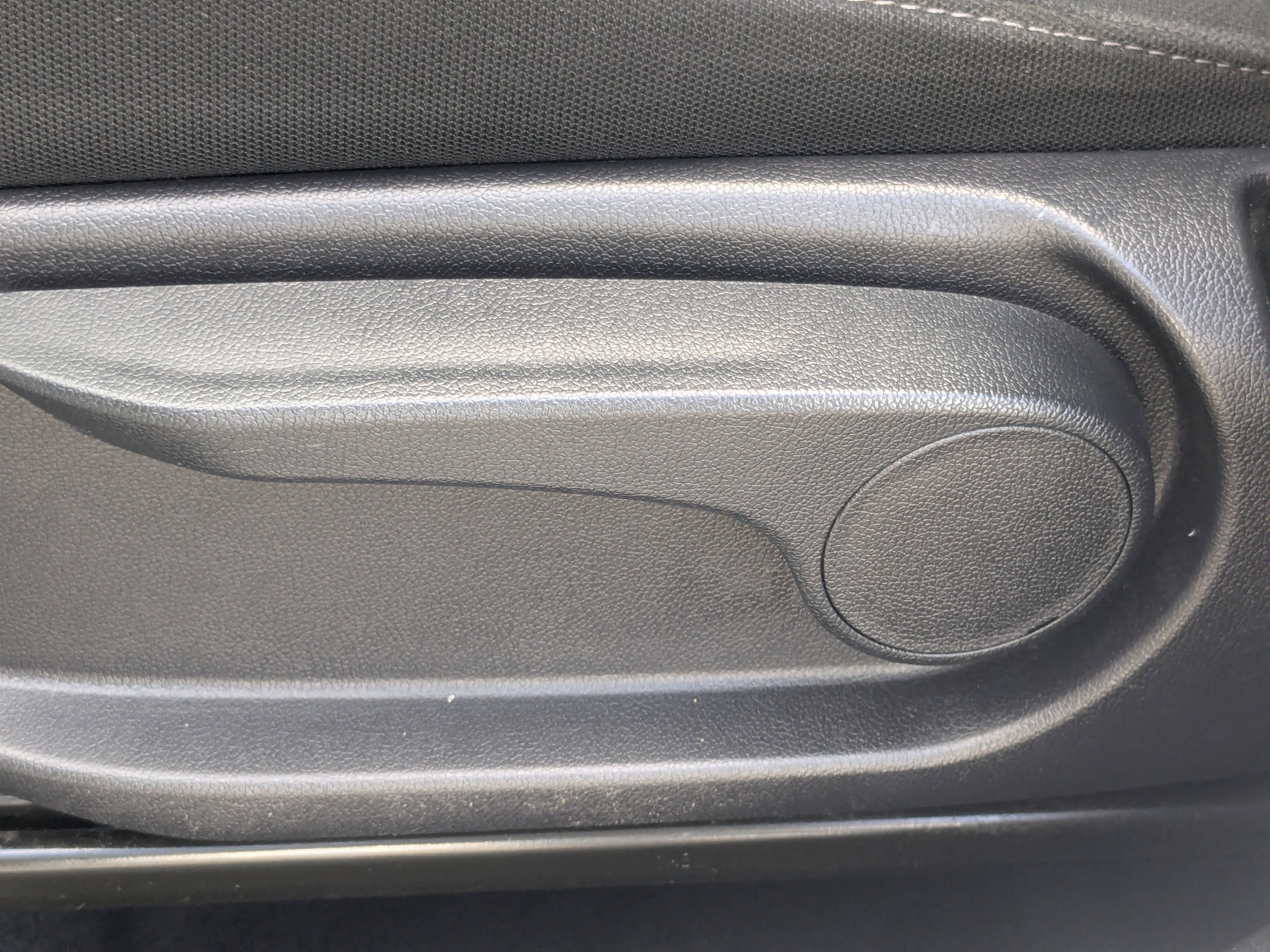 Used 2022 Kia Sorento LX image 25