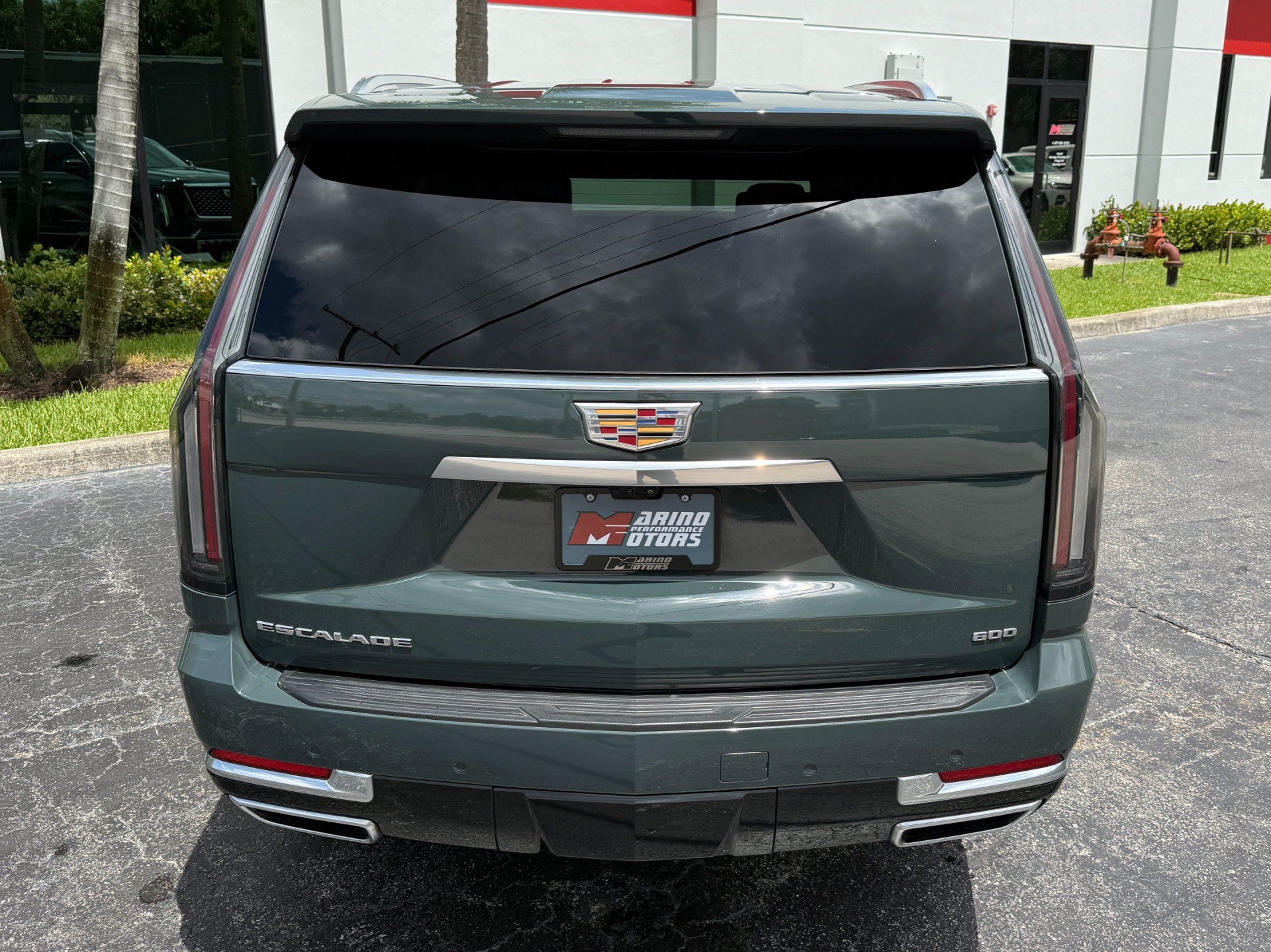 Used 2025 Cadillac Escalade Premium Luxury w/ Touring Package AWD/4WD image 22