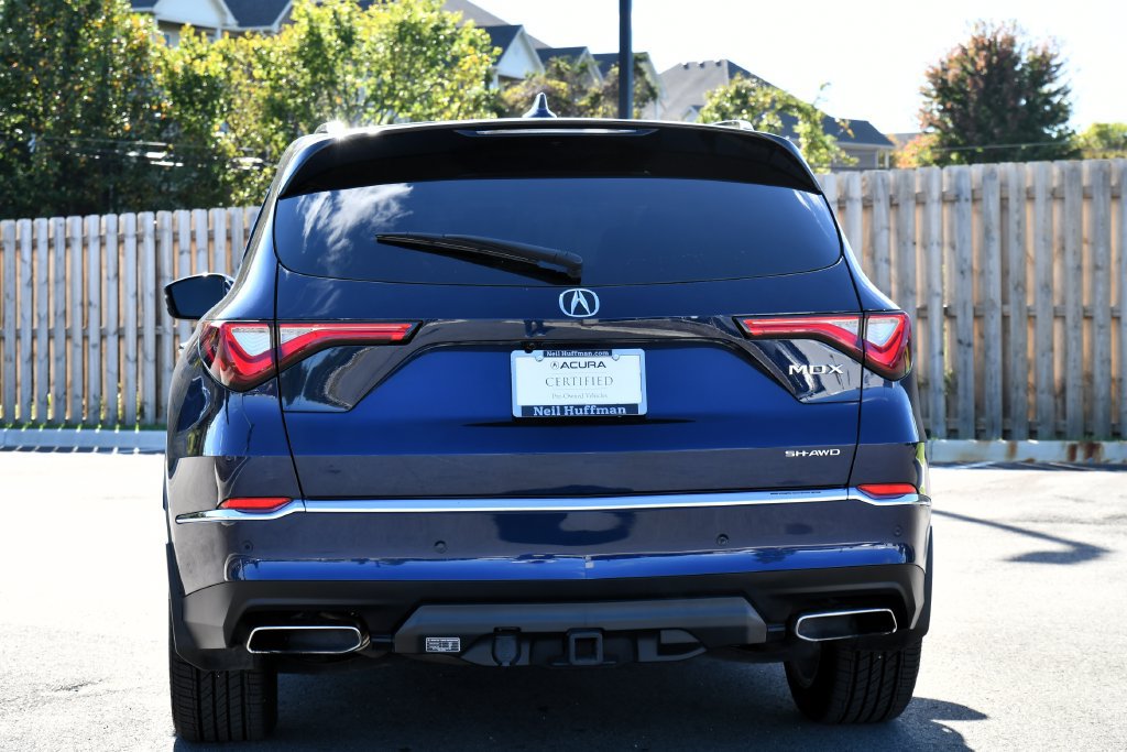 Certified 2023 Acura MDX w/ Technology Package AWD/4WD image 10