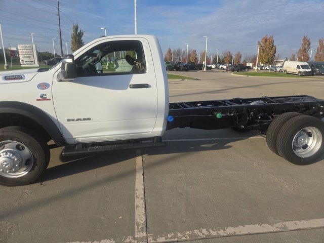New 2027 RAM 5500 4x4 Regular Cab image 5