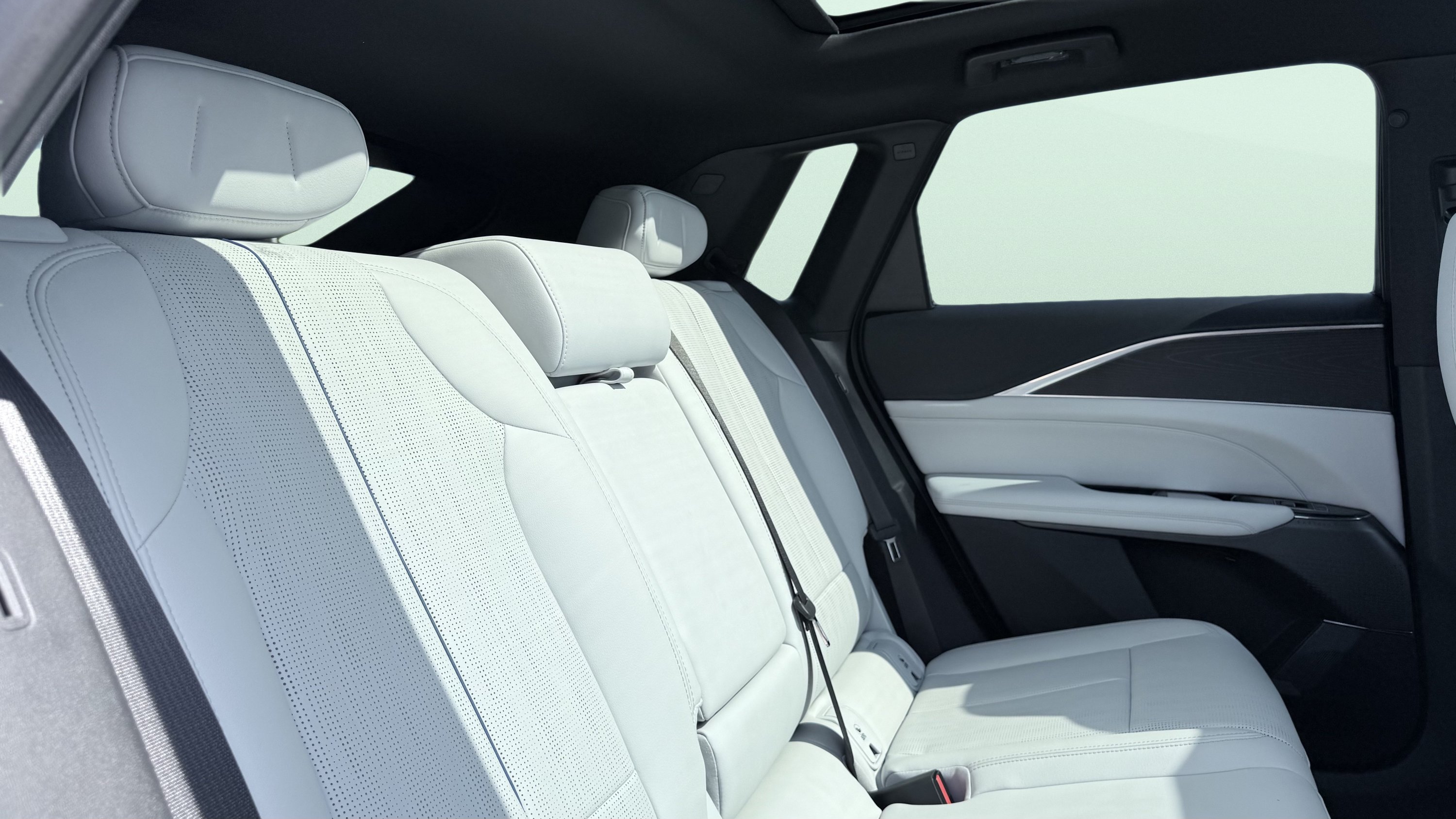 Used 2024 Cadillac Lyriq Luxury RWD image 50