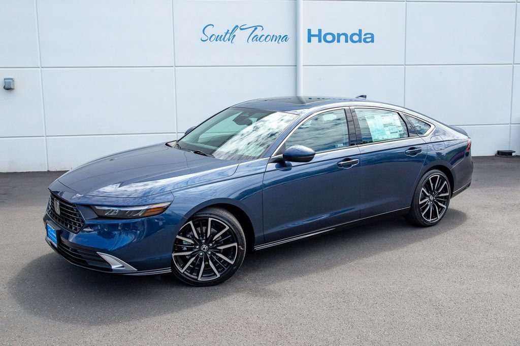 New 2026 Honda Accord Touring image 2