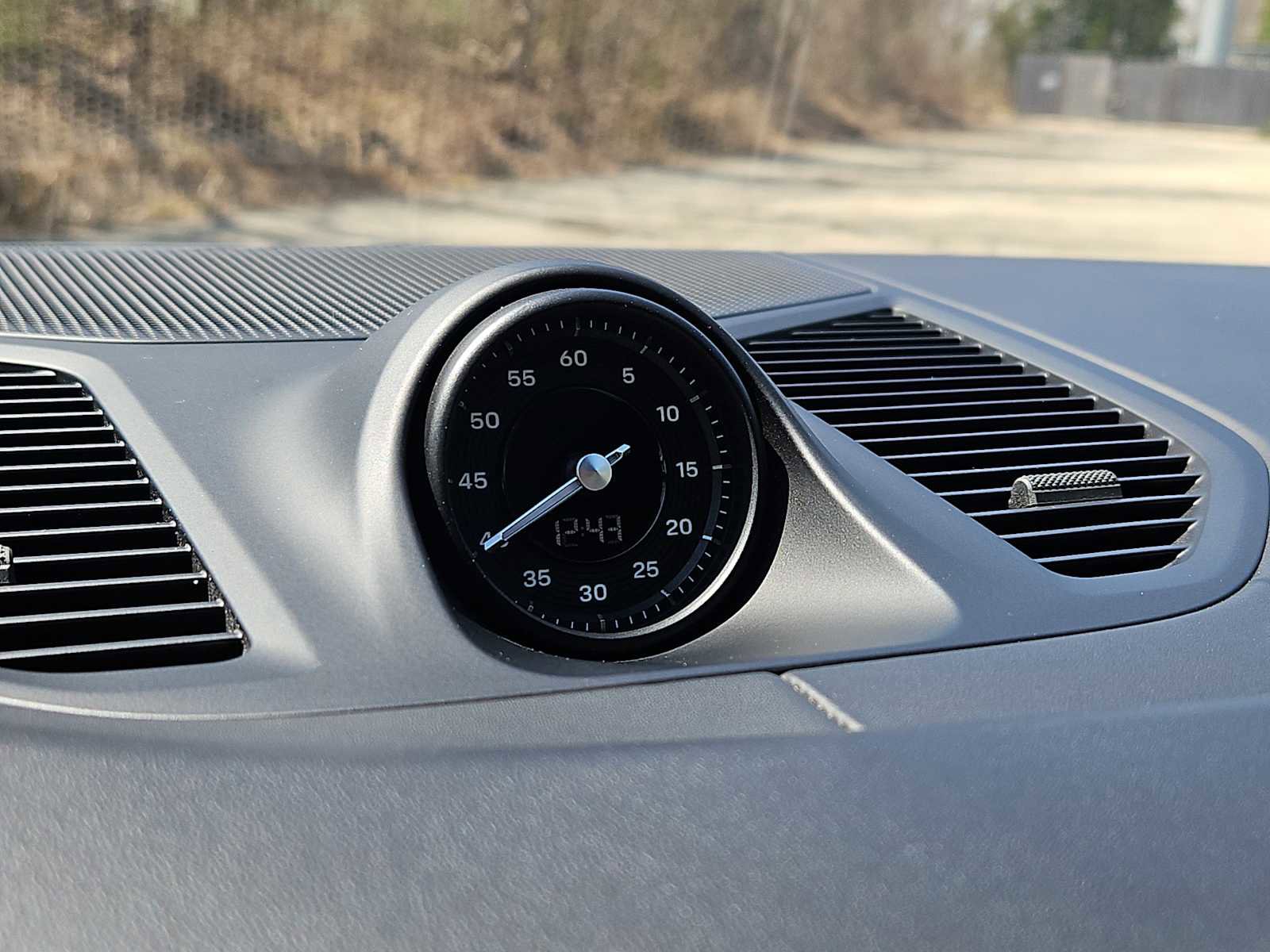 Used 2024 Porsche Cayenne Coupe AWD/4WD image 26