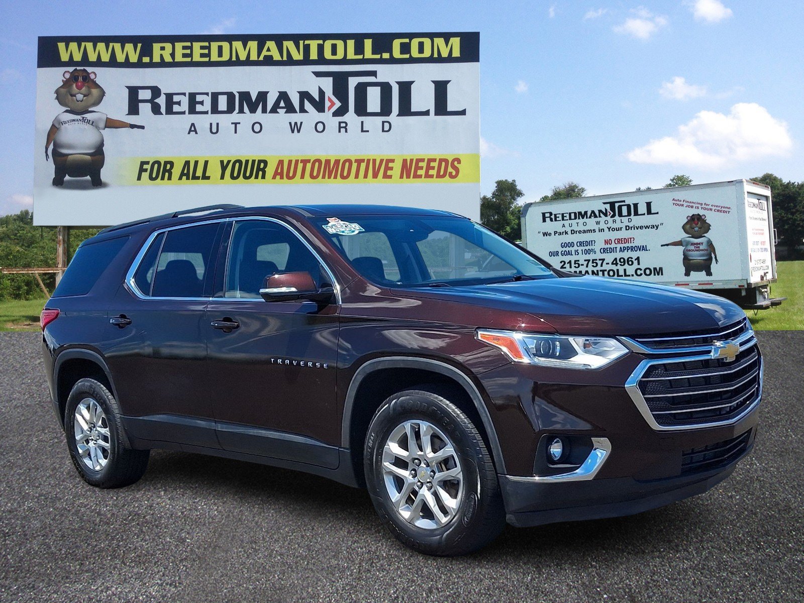 Used 2020 Chevrolet Traverse LT FWD image 1