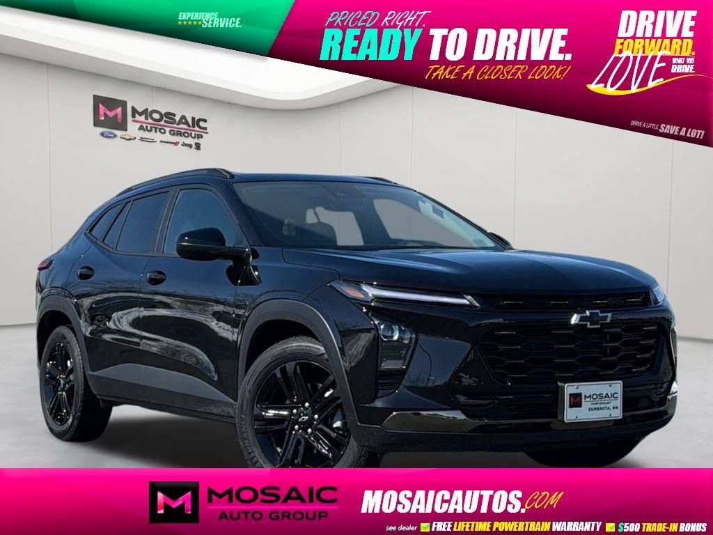 Used 2025 Chevrolet Trax ACTIV w/ Sunroof Package FWD image 1