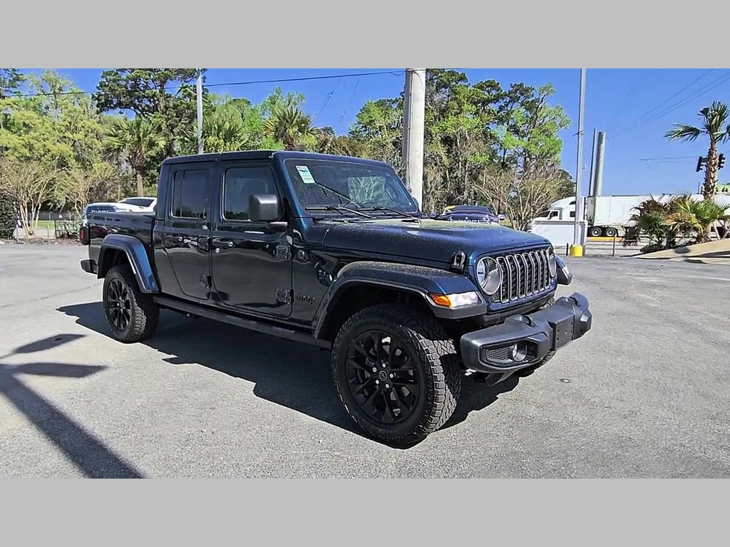 Used 2025 Jeep Gladiator Sport image 38