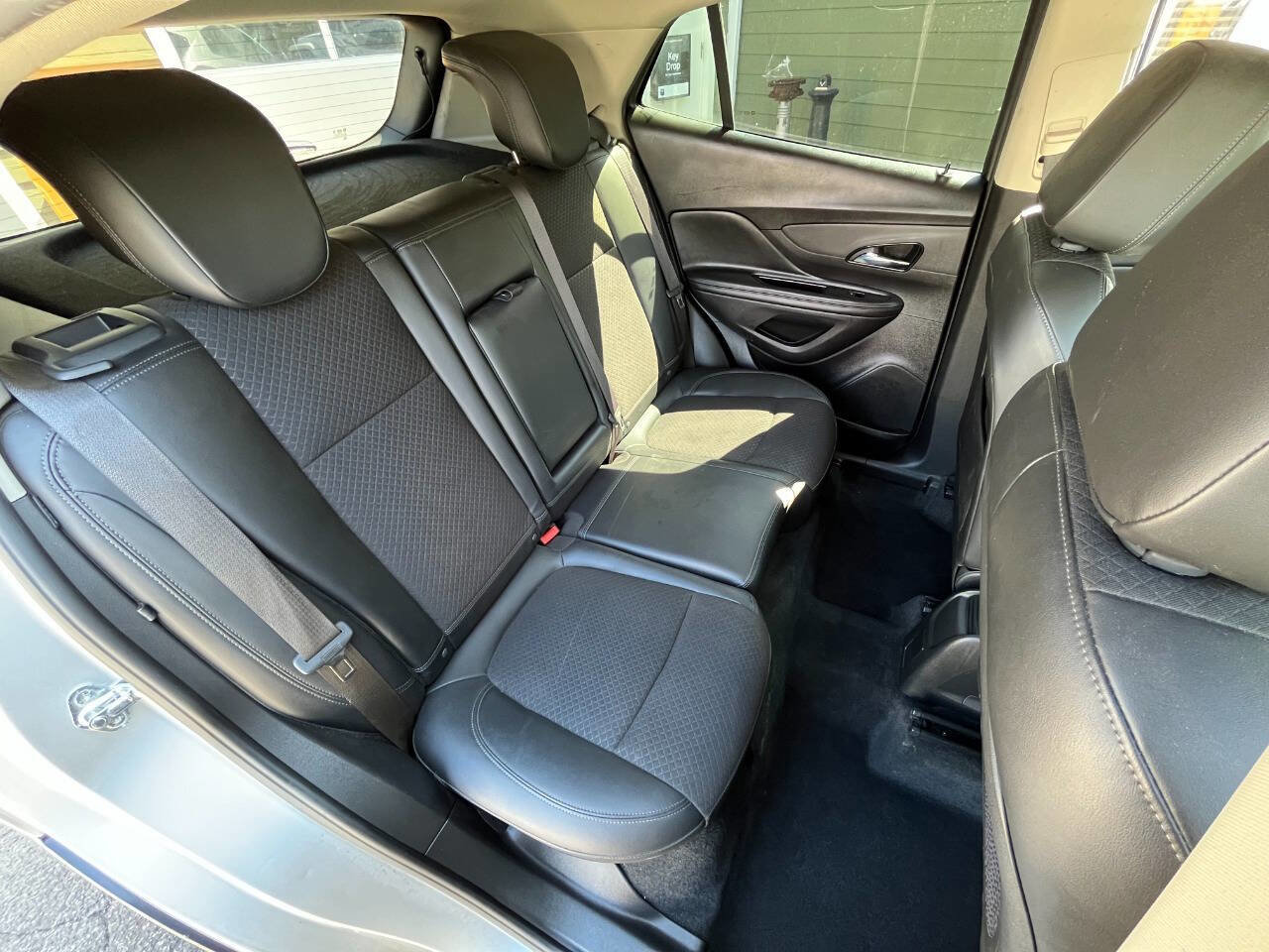 Used 2018 Buick Encore Preferred image 34