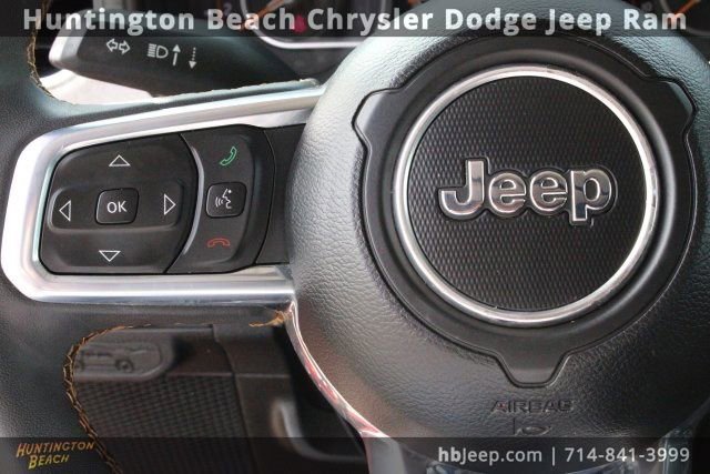 Used 2024 Jeep Wrangler Sahara image 19