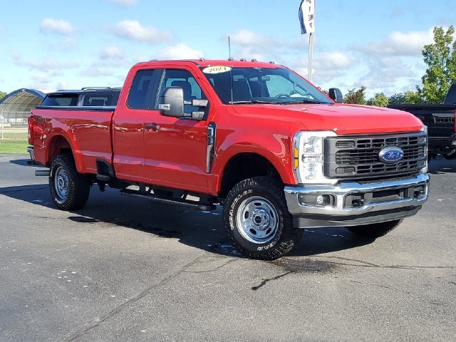 Certified 2024 Ford F250 XL w/ XL Off-Road Package AWD/4WD image 34