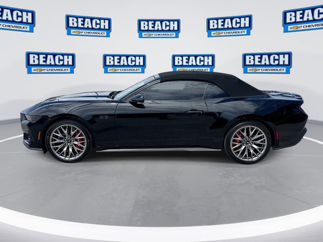 Used 2025 Ford Mustang GT Premium RWD image 5