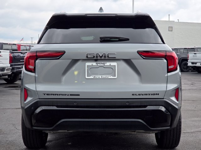 Used 2026 GMC Terrain Elevation w/ Black Edition AWD/4WD image 16