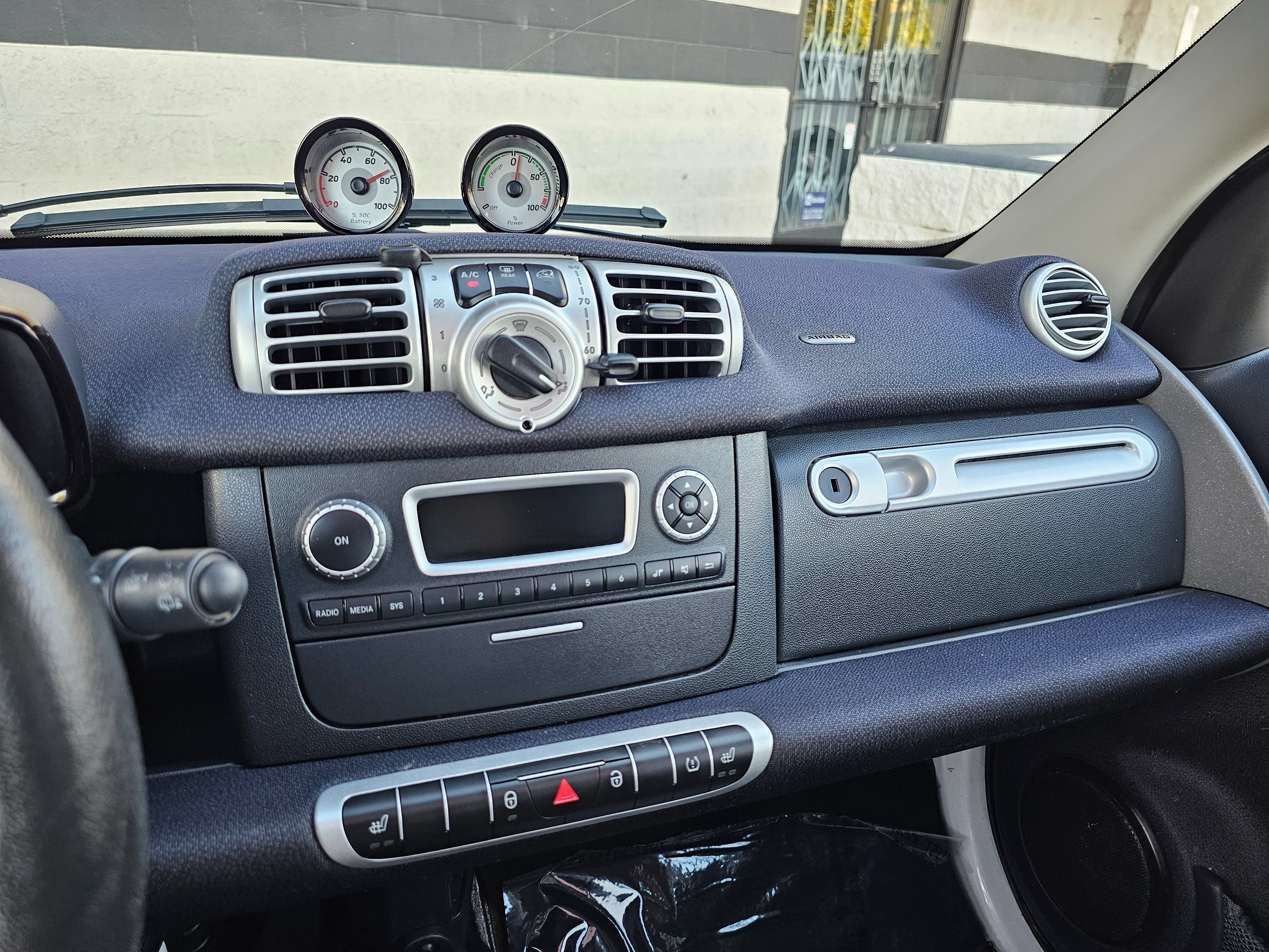 Used 2013 smart fortwo electric drive RWD image 25