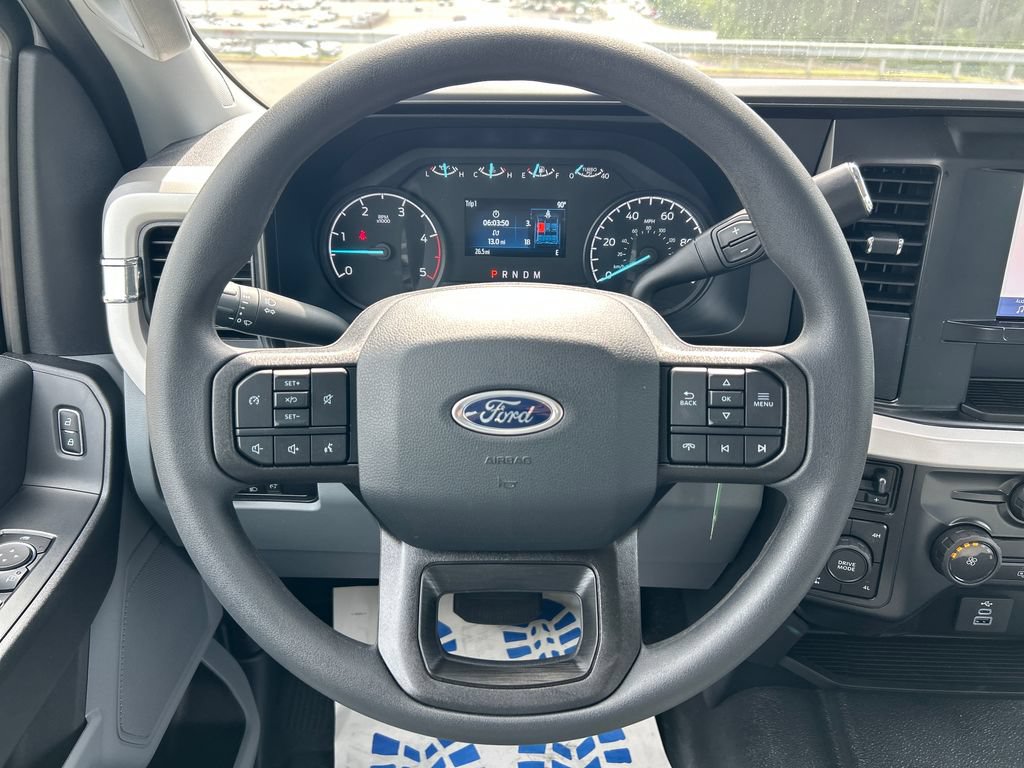 Used 2025 Ford F350 XL w/ Snow Plow Prep Package AWD/4WD image 14