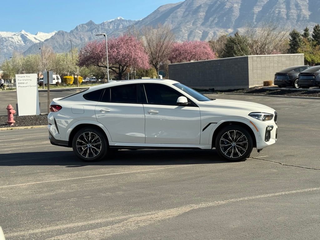 Used 2020 BMW X6 M50i w/ Premium Package image 4