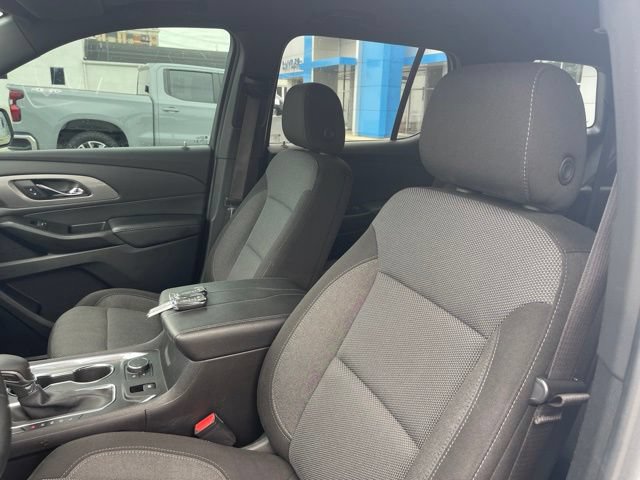 Used 2023 Chevrolet Traverse LT FWD image 12
