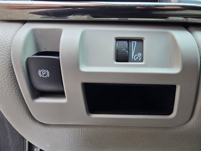Used 2019 Cadillac CTS Luxury RWD image 12