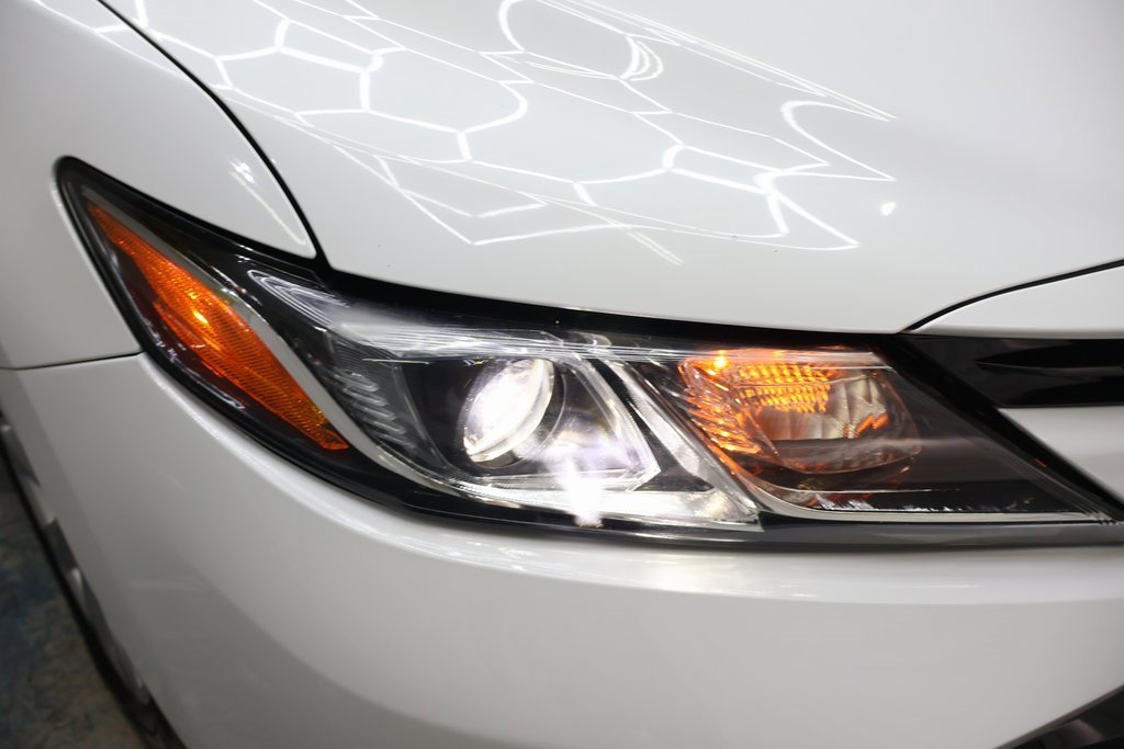 Used 2018 Toyota Camry LE image 24