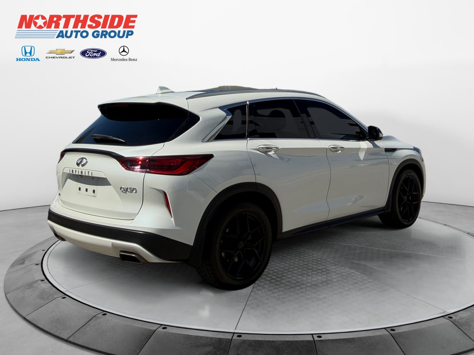 Used 2022 INFINITI QX50 Luxe w/ Appearance Package AWD/4WD image 7