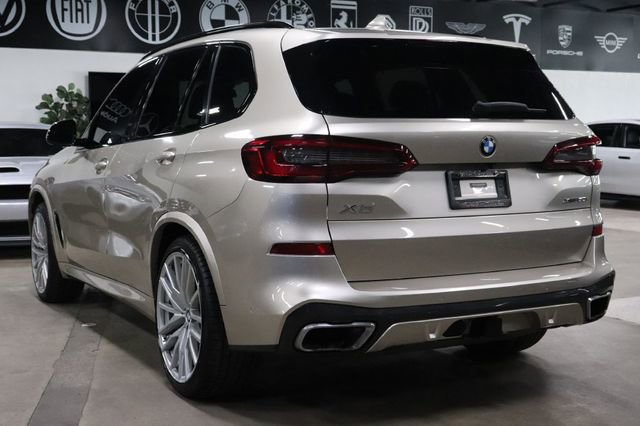 Used 2019 BMW X5 xDrive50i w/ M Sport Package image 3