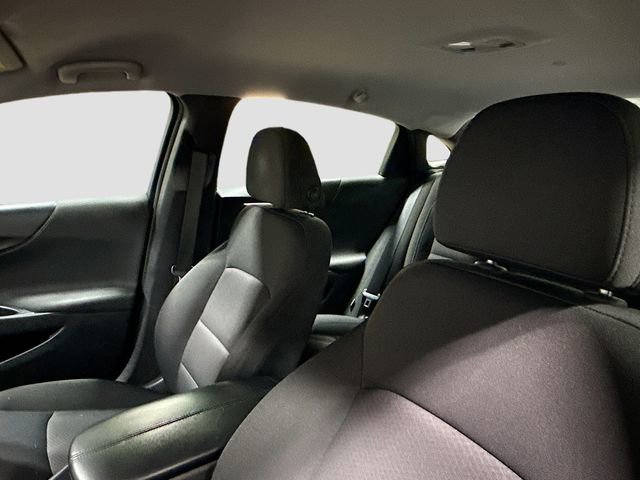 Used 2018 Chevrolet Malibu LT image 21