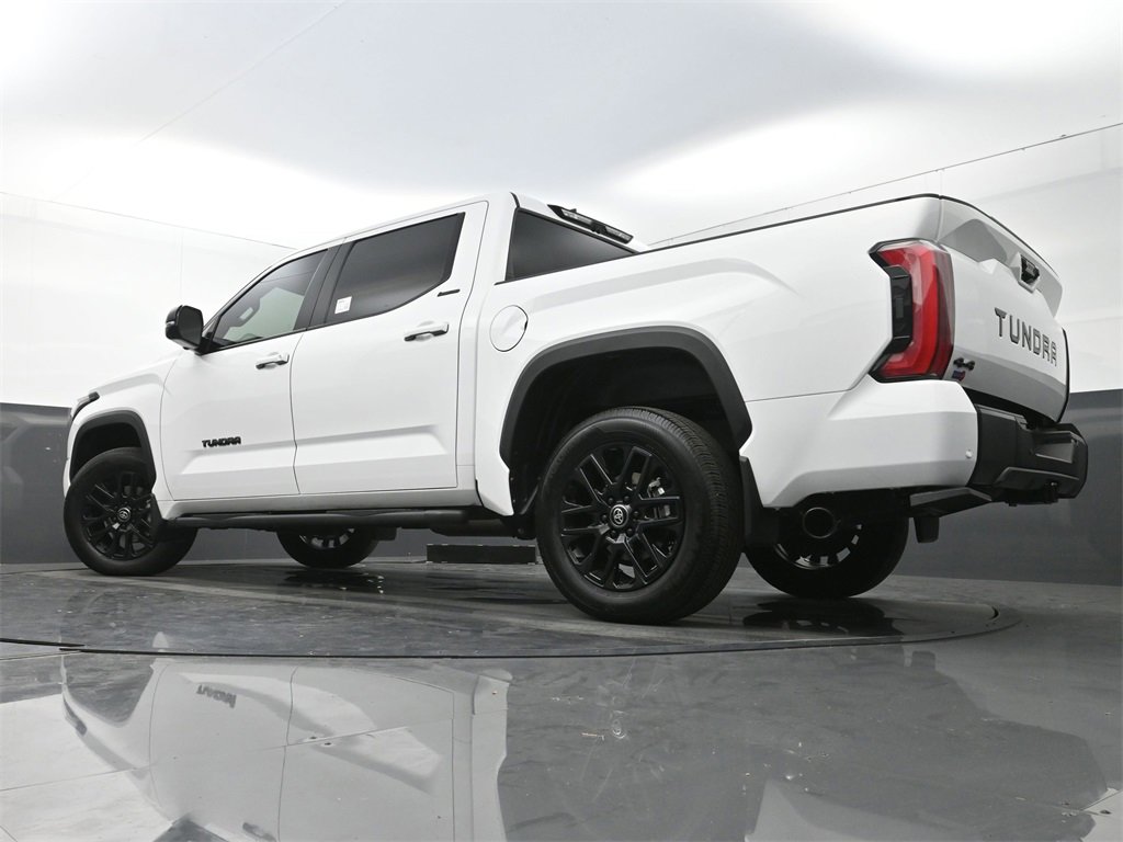 Used 2025 Toyota Tundra Limited image 32