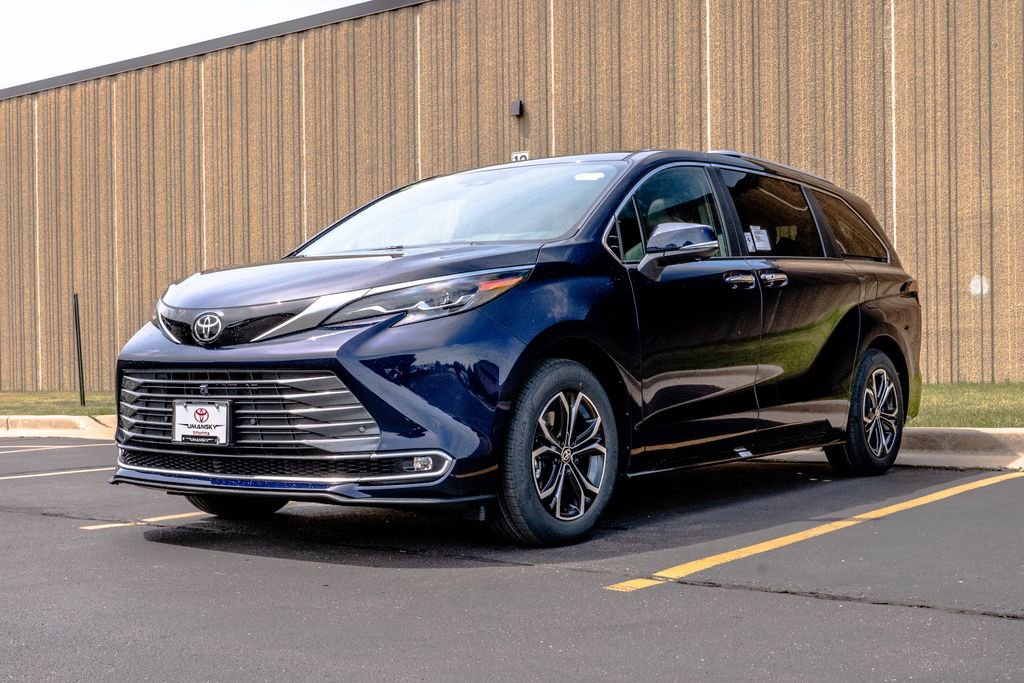 New 2026 Toyota Sienna Platinum AWD/4WD image 4