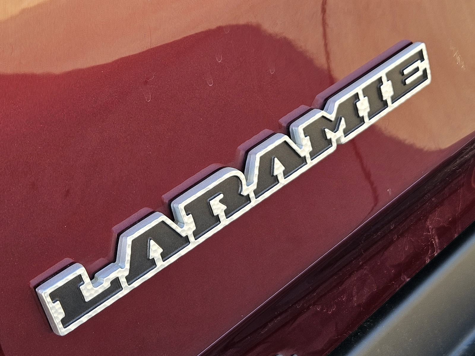 Used 2020 RAM 1500 Laramie AWD/4WD image 16