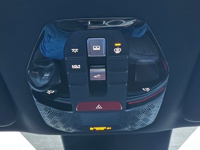 Used 2024 Kia EV9 GT-Line image 18