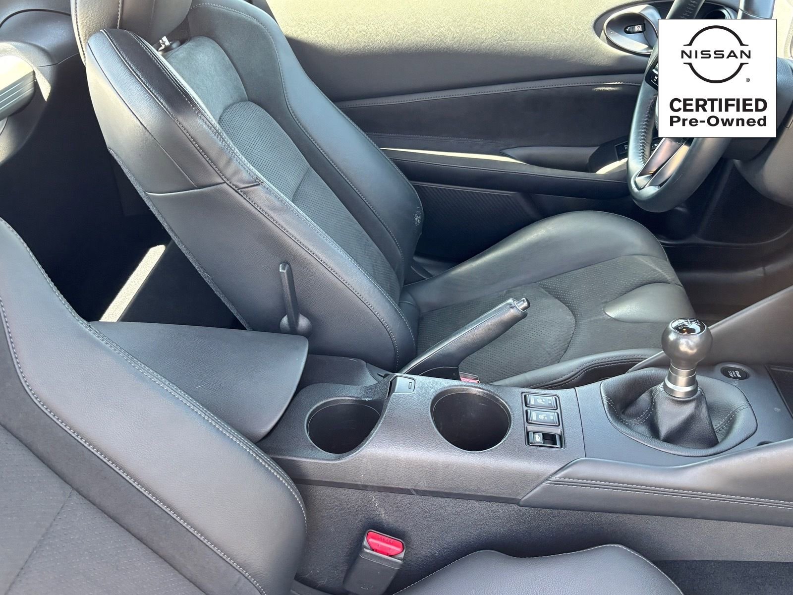 Certified 2025 Nissan Z Performance w/ Floor Mat Package RWD image 10