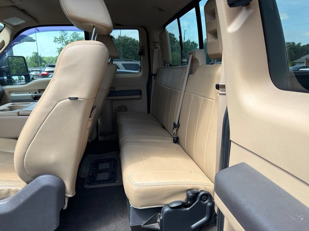 Used 2011 Ford F250 Lariat RWD image 12